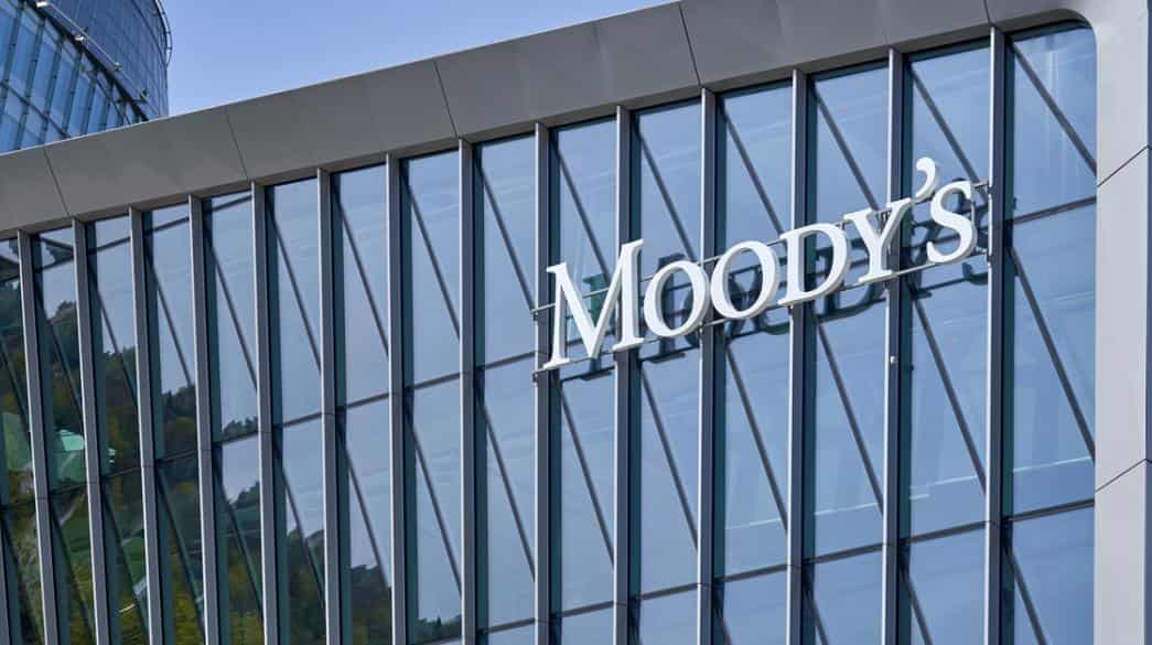 businessdaily-business-daily-moody's-economy