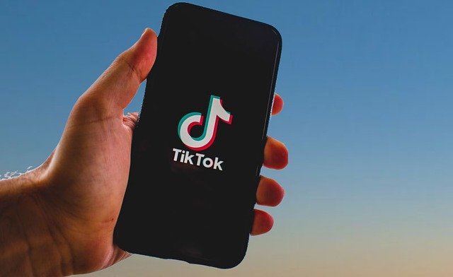 tiktok-gb940677dd_640