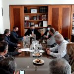 Π.Ε. Καστοριάς: Σύσκεψη με φορείς της Γούνας παρουσία του Περιφερειάρχη Δυτικής Μακεδονίας