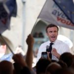 Γαλλικές εκλογές: Προβάδισμα 10 μονάδων ο Μακρόν στην τελική ευθεία προς τις κάλπες