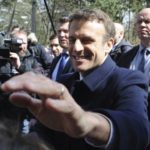 Εκλογές στη Γαλλία: Νικητής του πρώτου γύρου ο Μακρόν – Αναμέτρηση με Λεπέν στις 24/4