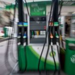 Αναστενάζουν οι οδηγοί στα πρατήρια: Φόβοι ότι θα φτάσει η βενζίνη στα 3 ευρώ το λίτρο