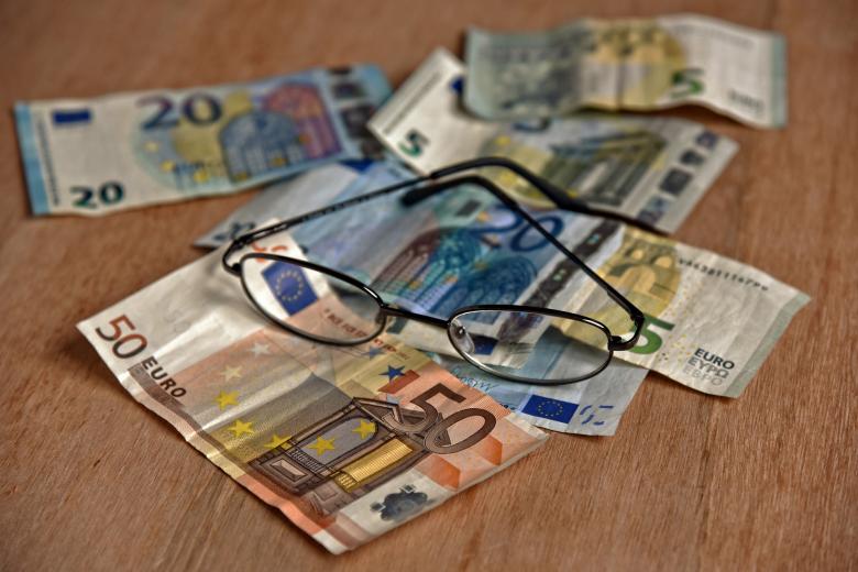 money_euro-6