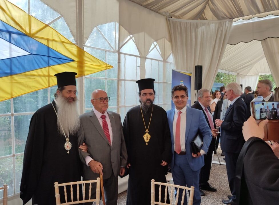 Χωρίς τίτλο