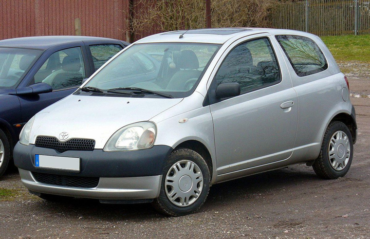 Toyota_Yaris_