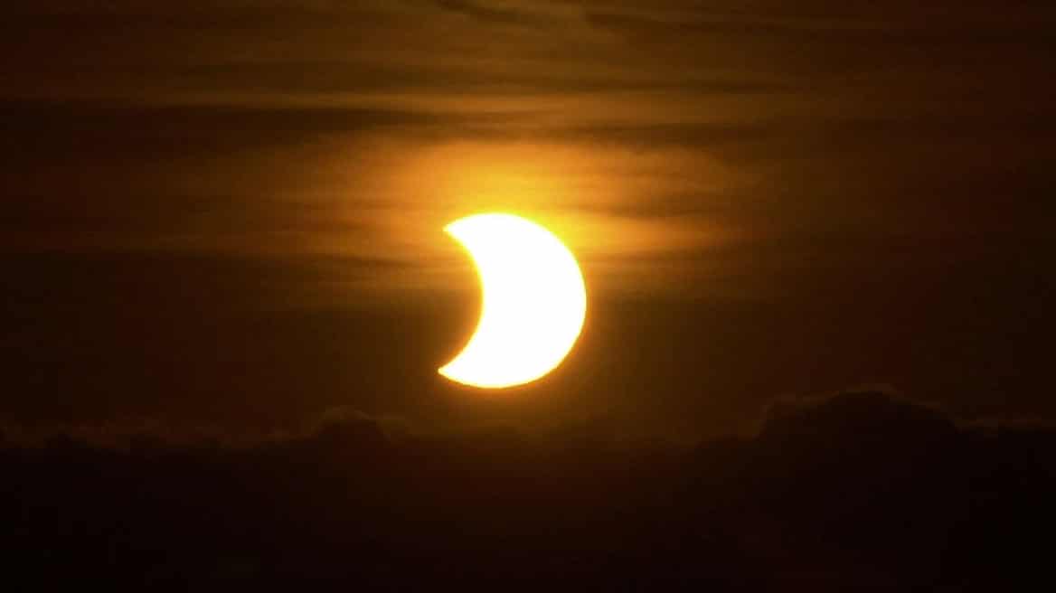 solar-eclipse-xr
