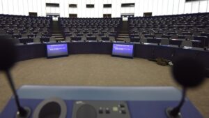 w03-81612EUParliament800454