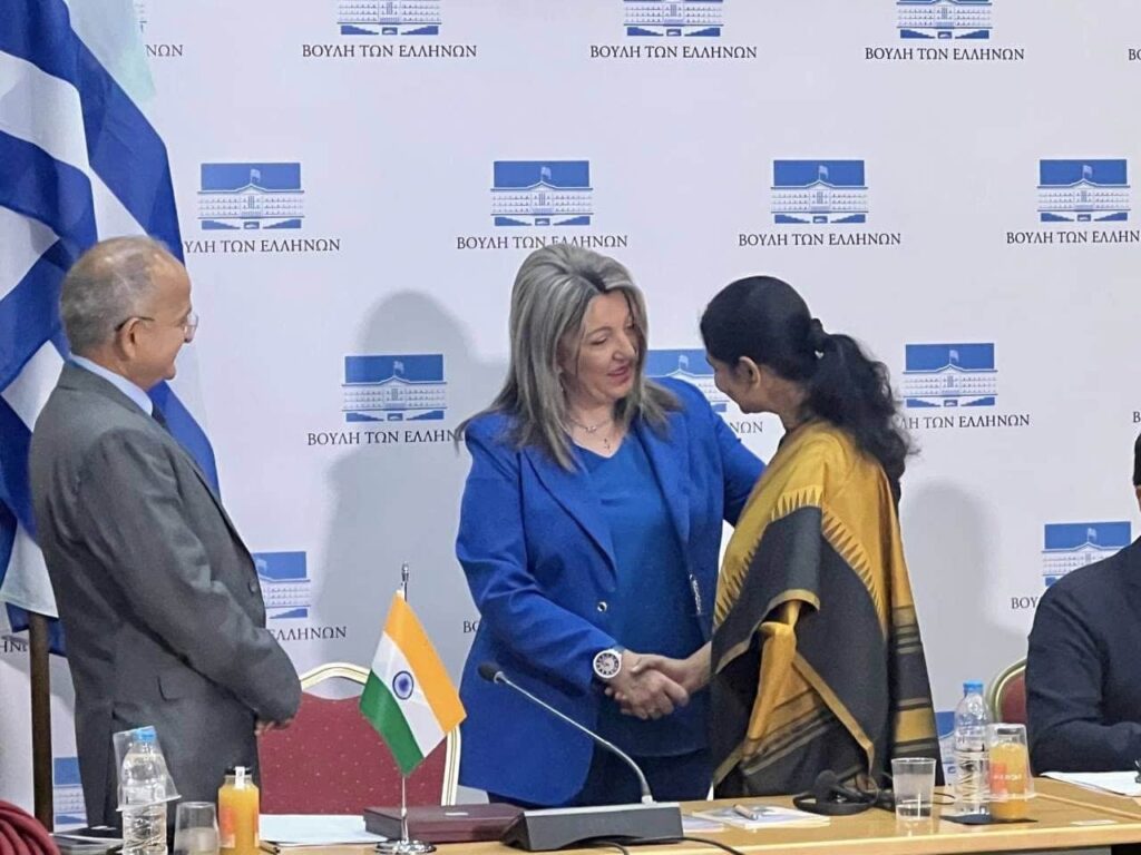 maria antoniou synedriasi omadas filias elladas indias me vouleftes indias 3