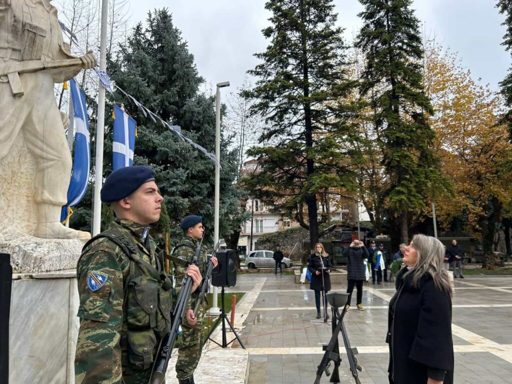 maria antoniou eortasmos imeras enoplon dynameon 3