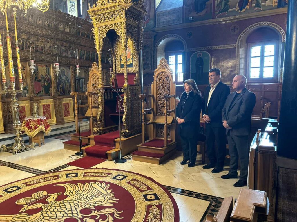 maria antoniou eortasmos imeras enoplon dynameon 4