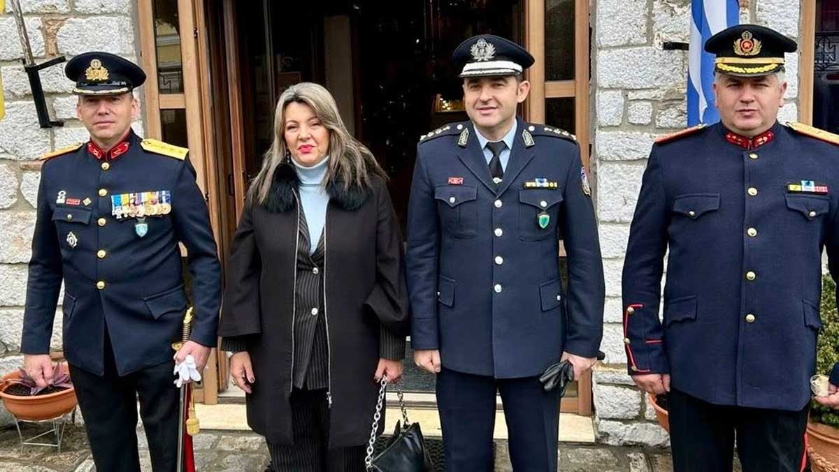 maria antoniou eortasmos imeras enoplon dynameon 6
