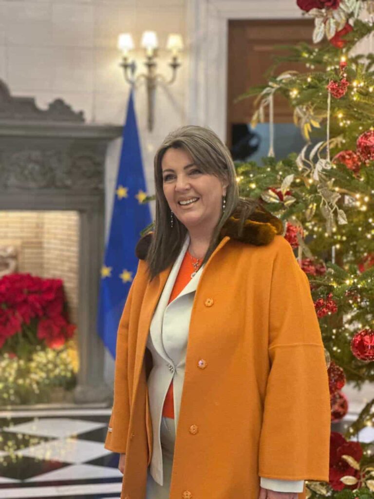 maria antoniou kyriakos mitsotakis eortastiki synantisi 5