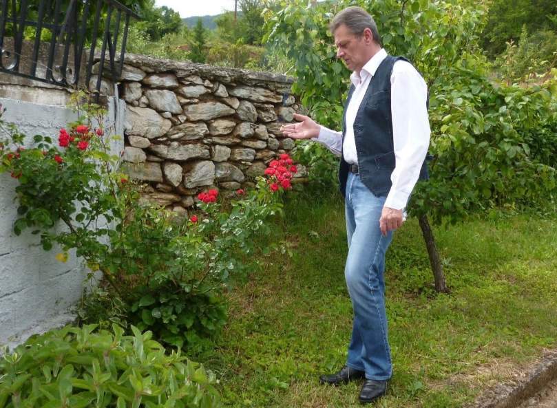 1000050478 copy 809x593