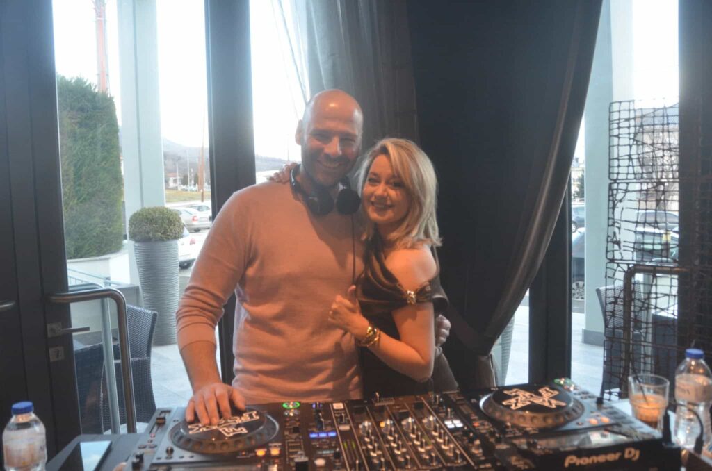 619267800 10229146955088902 2760009839083217697 n