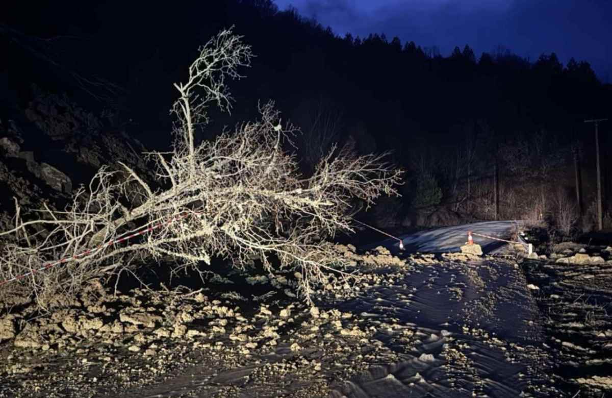 arsi kataptosis stin perioxi glikoneriou 1536x1152