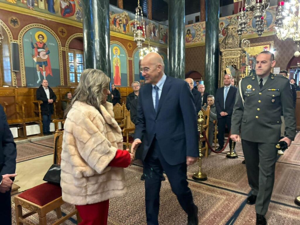 maria antoniou nikos dendias karavaggeleia 18