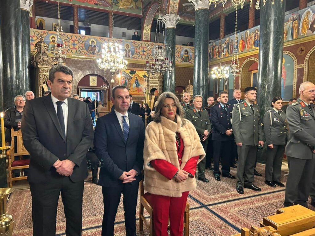 maria antoniou nikos dendias karavaggeleia 19