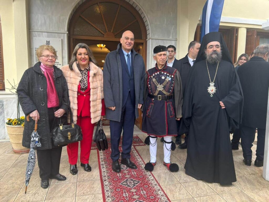 maria antoniou nikos dendias karavaggeleia 9