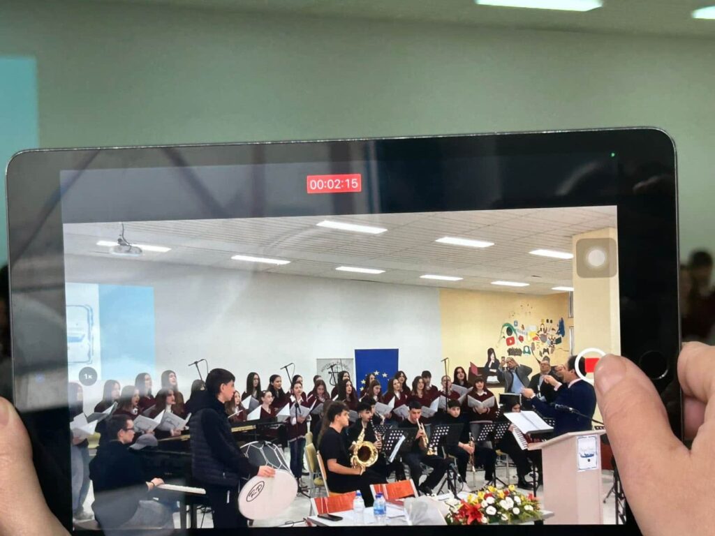 maria antoniou sofia zacahraki 20