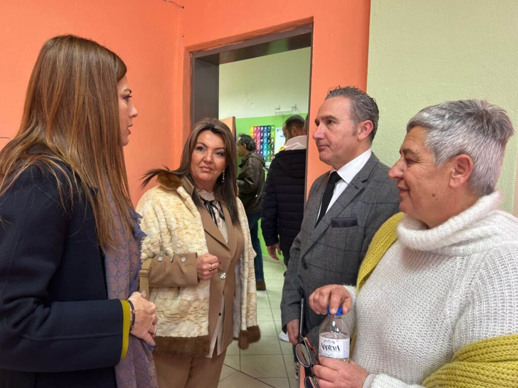 maria antoniou sofia zacahraki 24