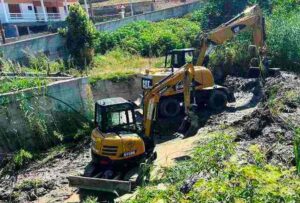 asies katharismou dieuthetisis rematon stin dipotamia