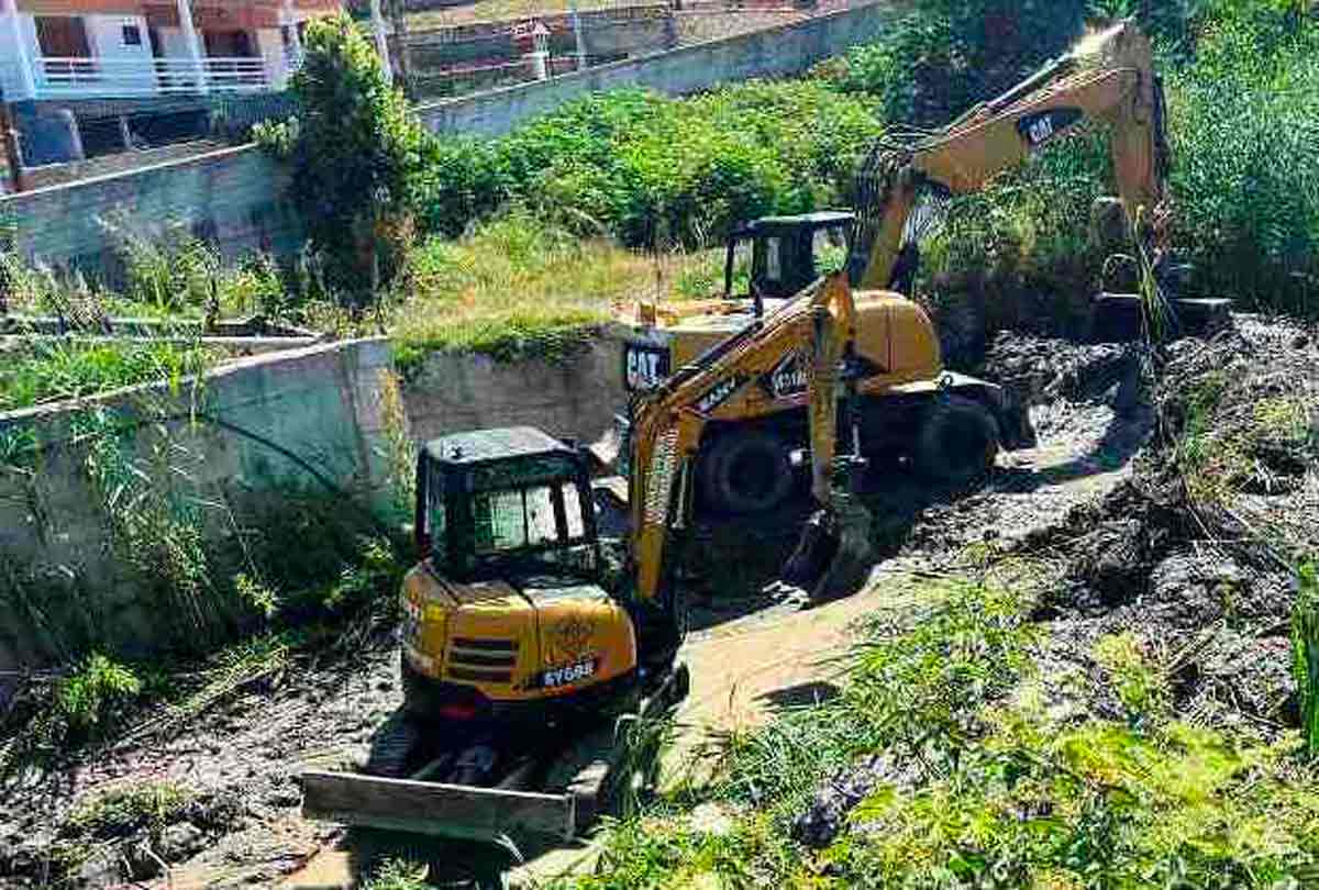 asies katharismou dieuthetisis rematon stin dipotamia