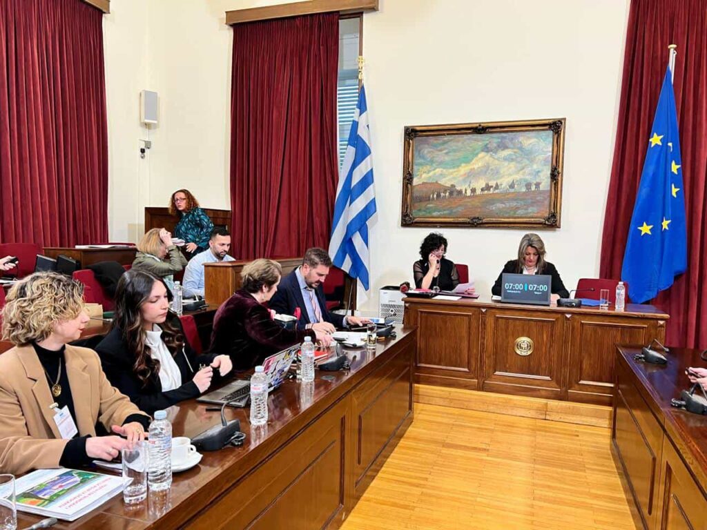 maria antoniou eme isoitas neolaias dikaiomaton anthropou 3