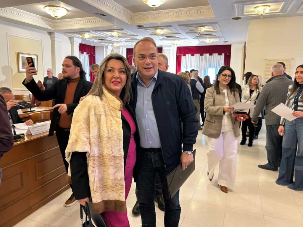 maria antoniou synedriasi kede 9