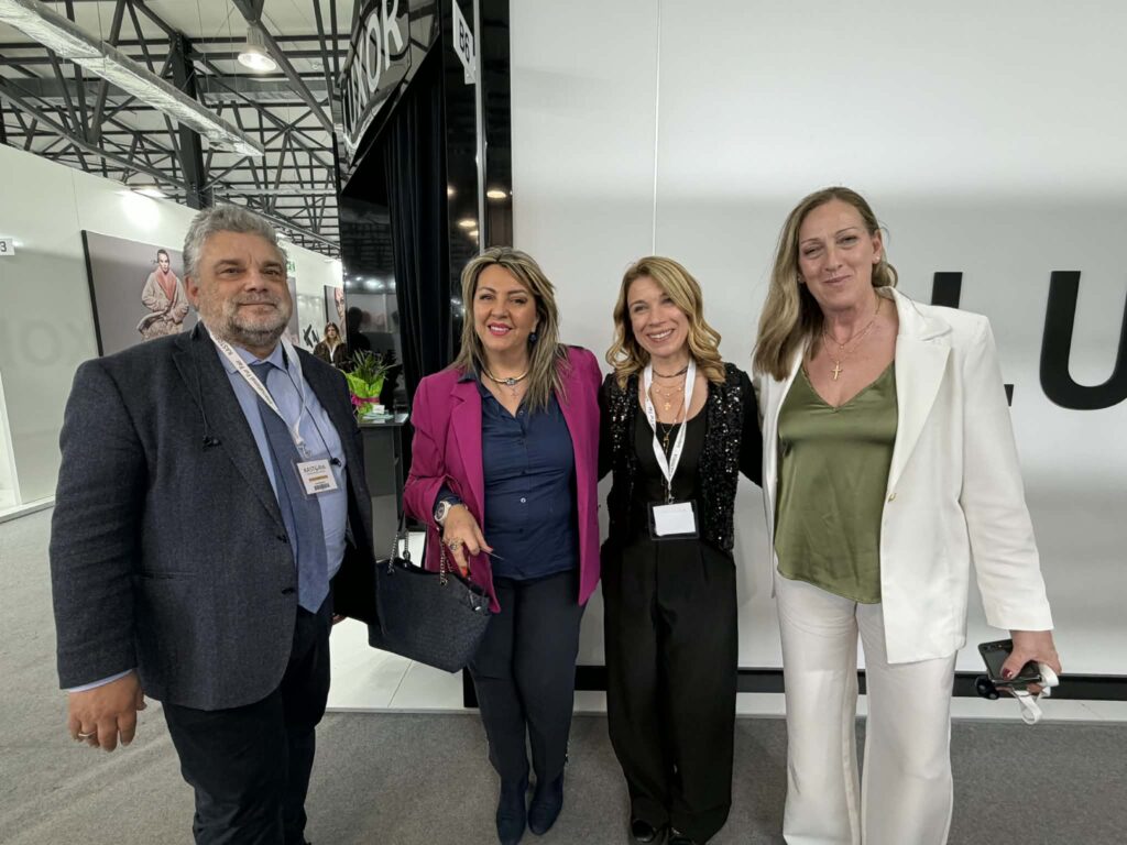 4fed2f08 20e8 48f6 9f7b 9ded47c05061