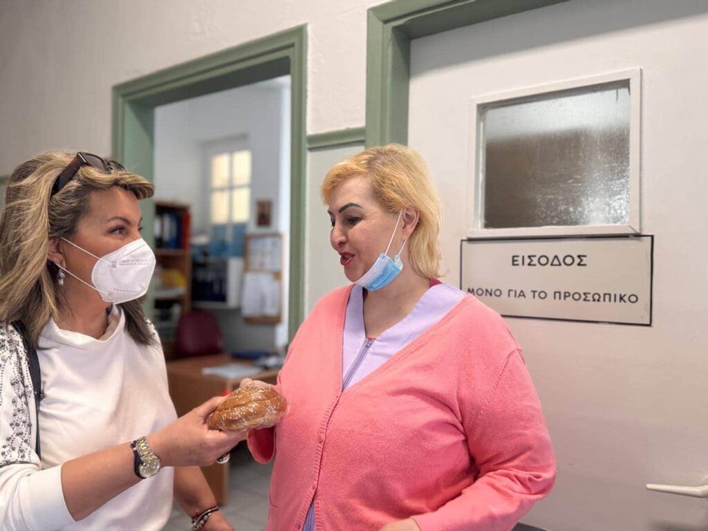maria antoniou episkepsi nosokomeio kastorias pascha 16