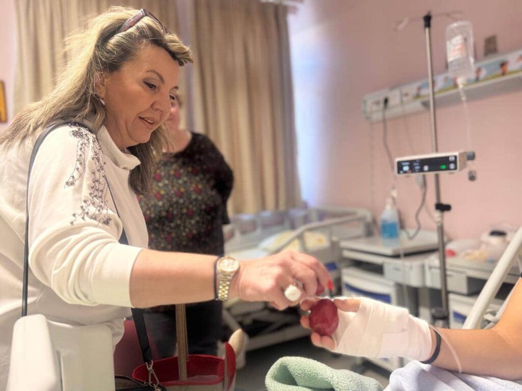 maria antoniou episkepsi nosokomeio kastorias pascha 2