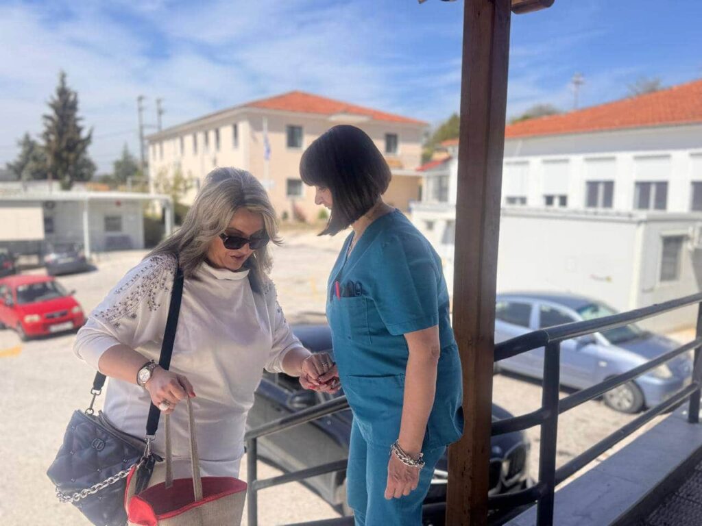 maria antoniou episkepsi nosokomeio kastorias pascha 24