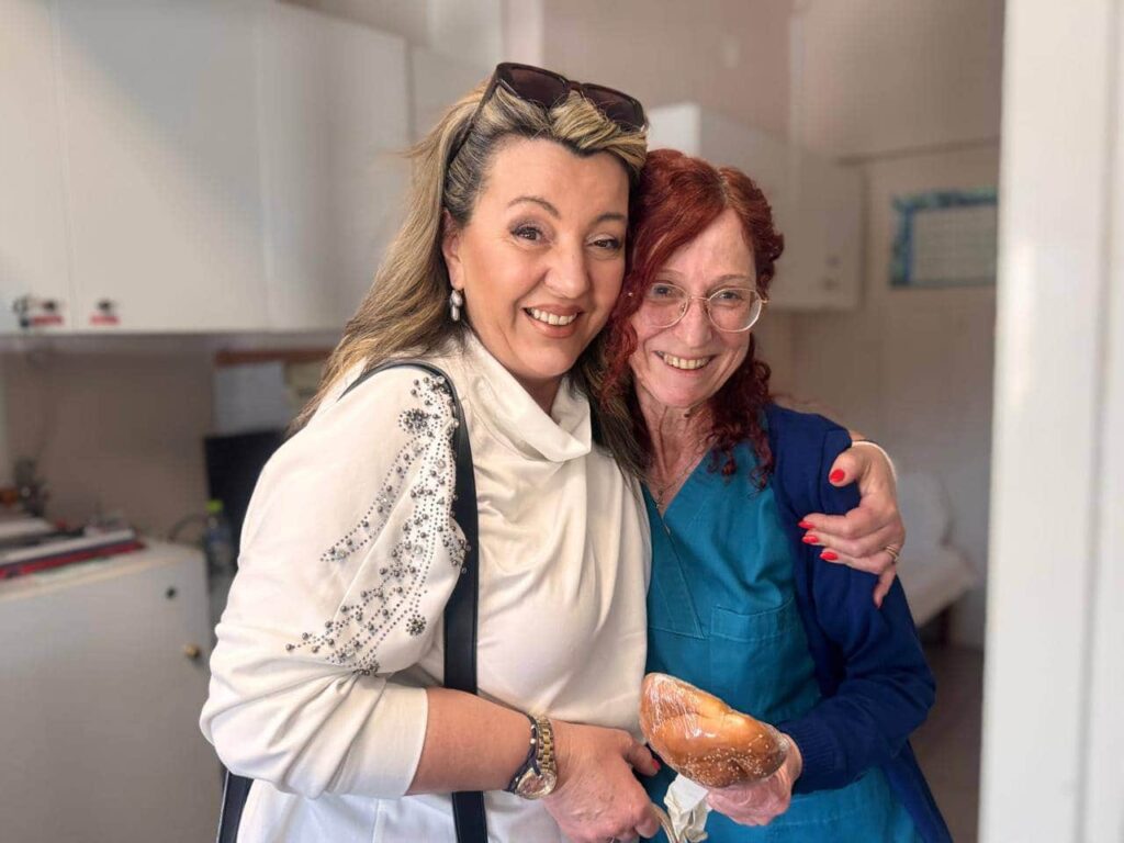 maria antoniou episkepsi nosokomeio kastorias pascha 8