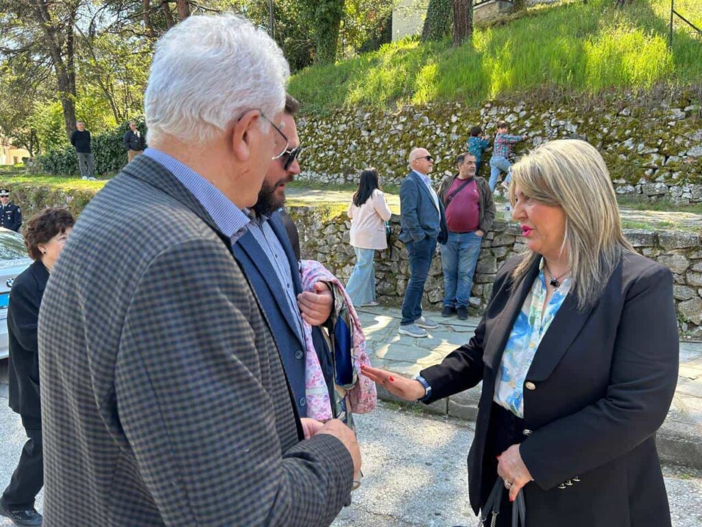 maria antoniou olokaftoma evraion kastorias 2