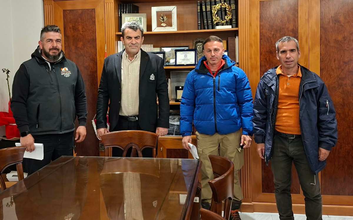 proslipsi 2 xeiriston 3