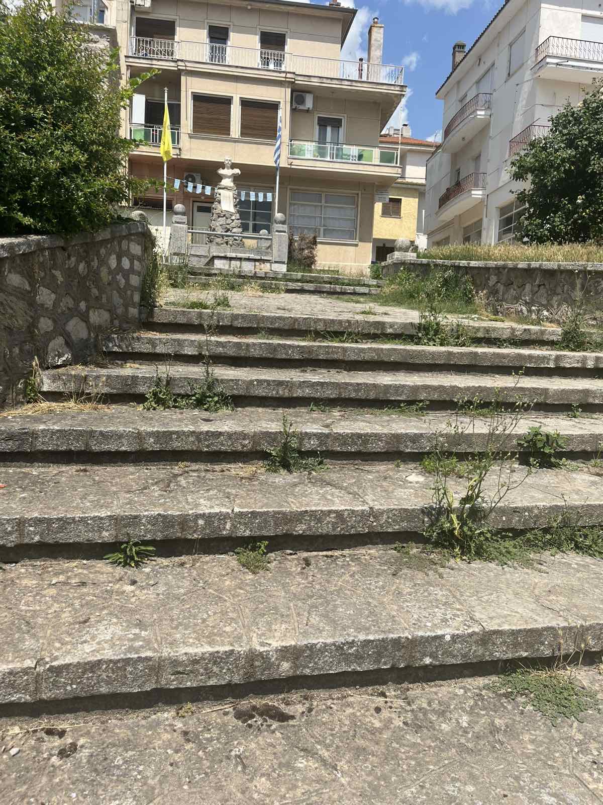 1000006086