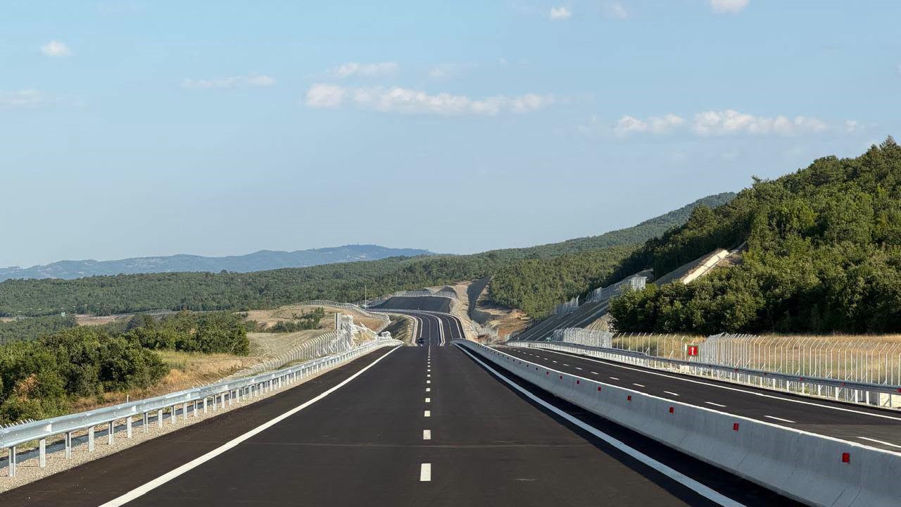 e65