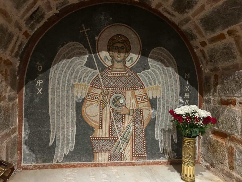 i.n. taxiarchi mitropolis 1