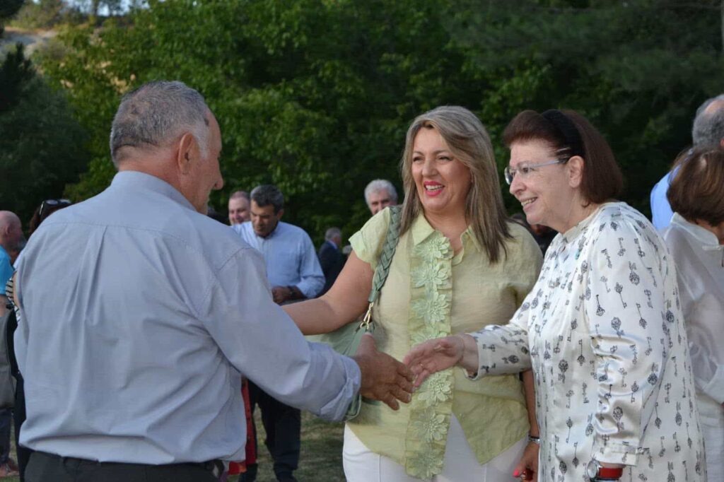 maria antoniou lina mendoni kastoria 17