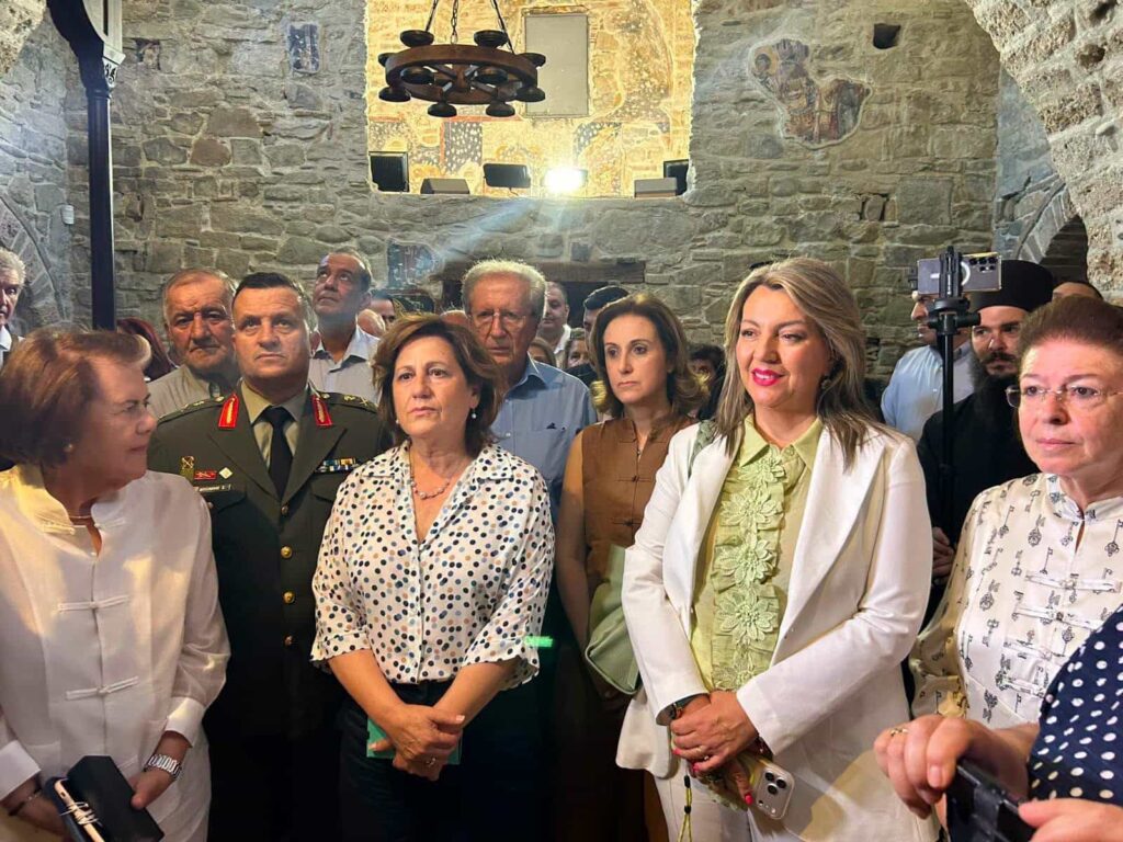 maria antoniou lina mendoni kastoria 26