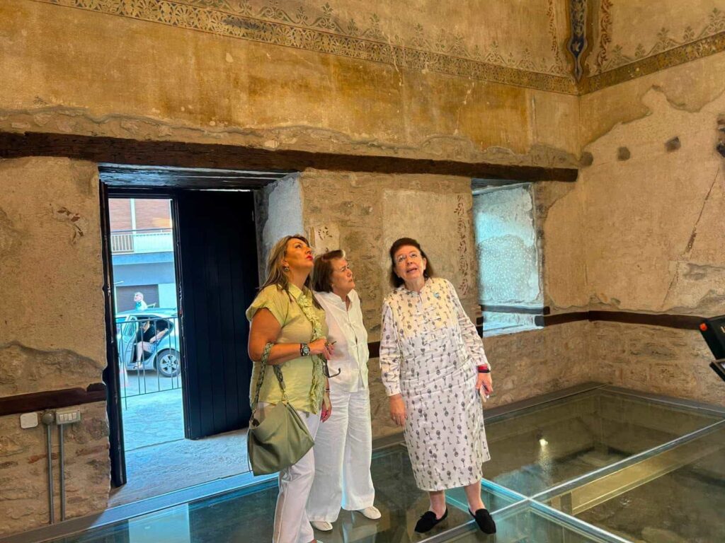 maria antoniou lina mendoni kastoria 6