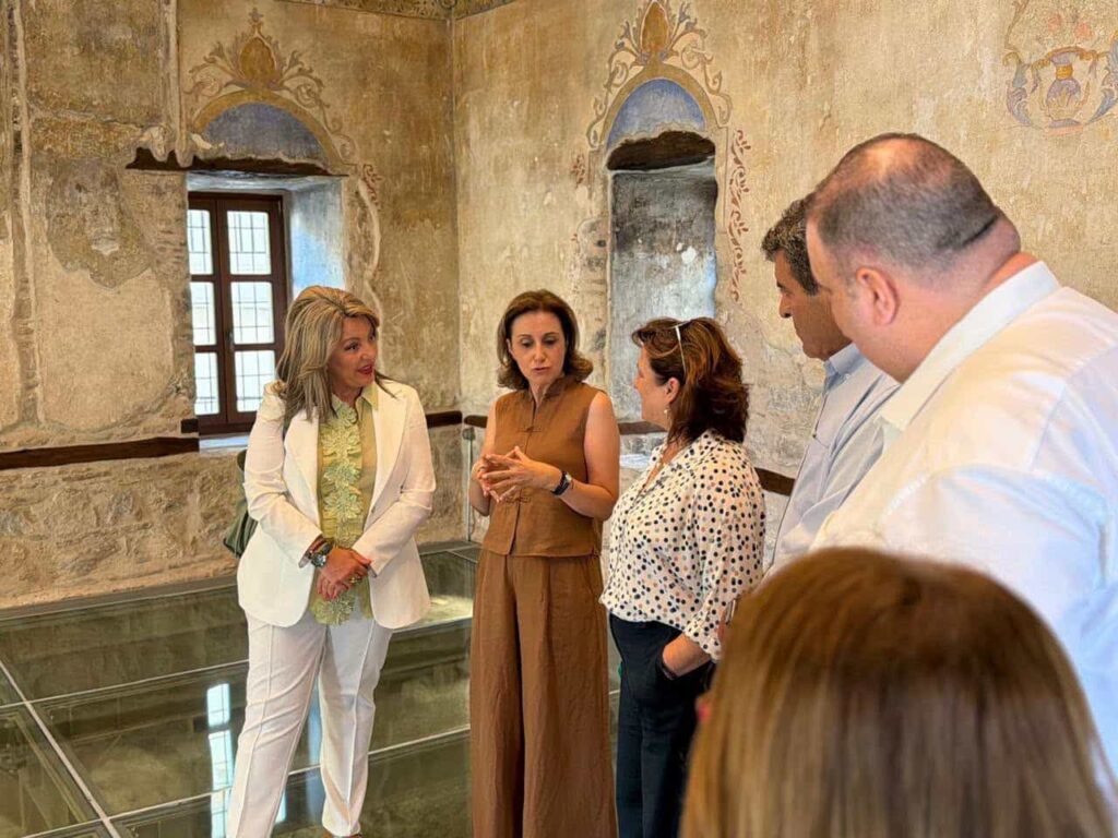 maria antoniou lina mendoni kastoria 8