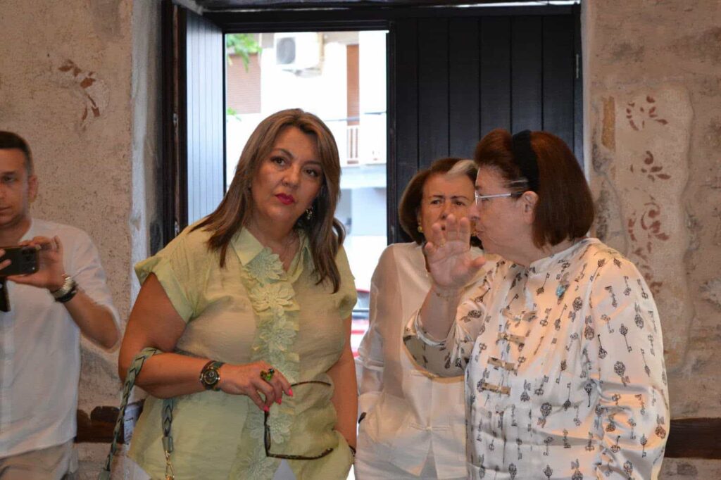 maria antoniou lina mendoni kastoria 9