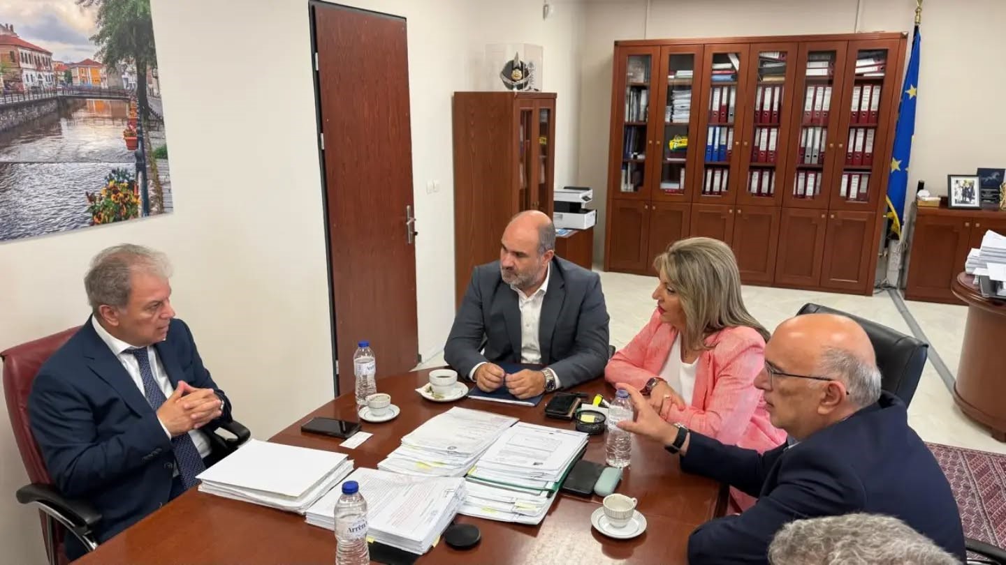 maria antoniou syskepsi me yfypourgo ethnikis oikonomias dimitri markopoulo kozani 2