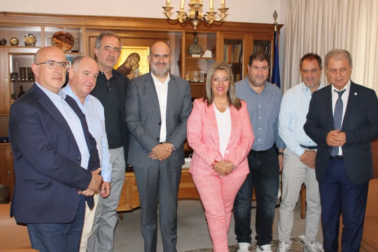 maria antoniou syskepsi me yfypourgo ethnikis oikonomias dimitri markopoulo kozani 4