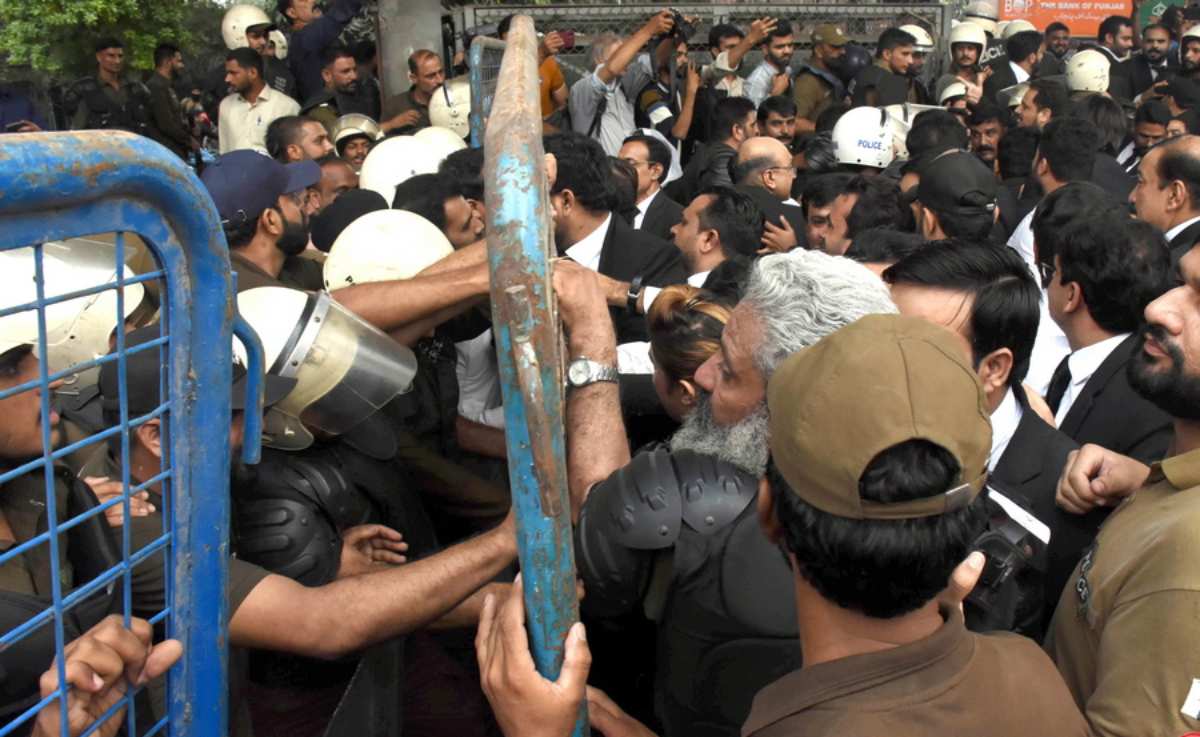 opposition pakistan tehreek e insaf (pti) affiliated lawyers protest in lahore